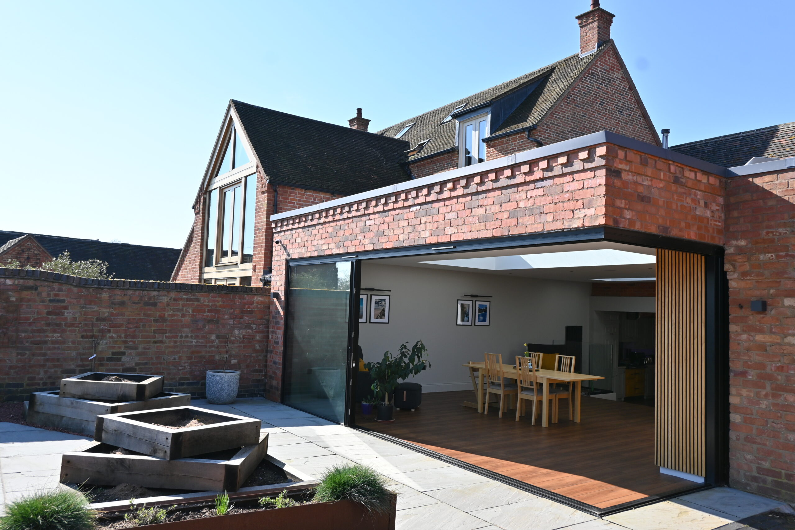 Garage and home office at Sheepy Edge, Sheepy Parva with door open